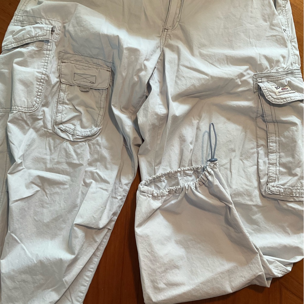 BDG Urban Outfitters Maxi Pocket Cargos - Picture 7 of 9